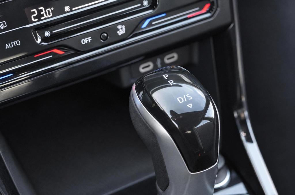 Volkswagen T-cross 1.5 tsi r-line 150pk dsg7