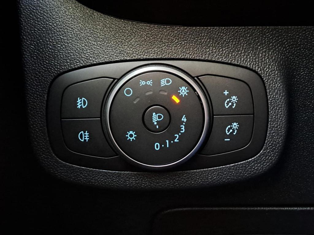 Ford Fiesta 1.0 ecoboost titanium | led koplampen | apple carplay | leren s