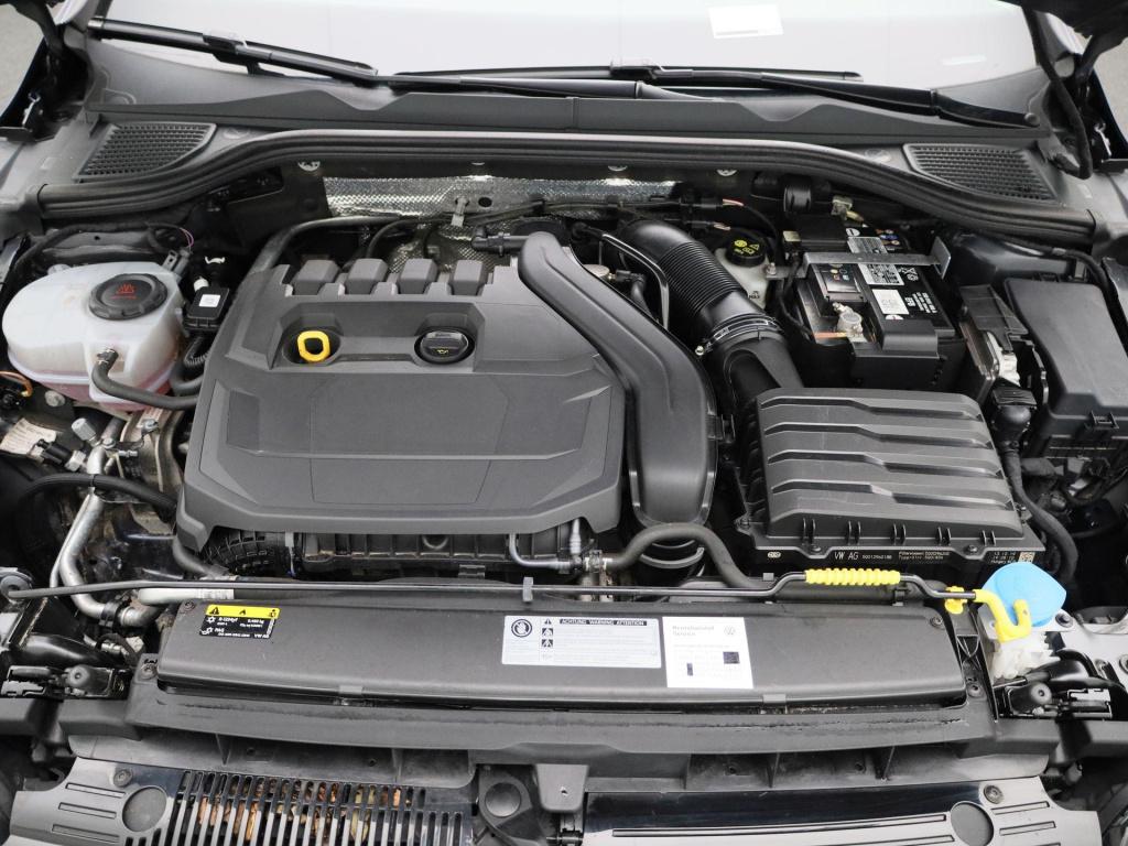 Volkswagen Golf 1.5 etsi style | automaat | panoramadak | apple carplay/ an