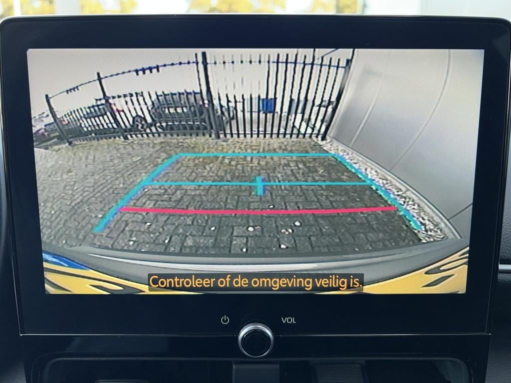 Toyota Yaris Cross 1.5 hybrid 115 first met comfort pack