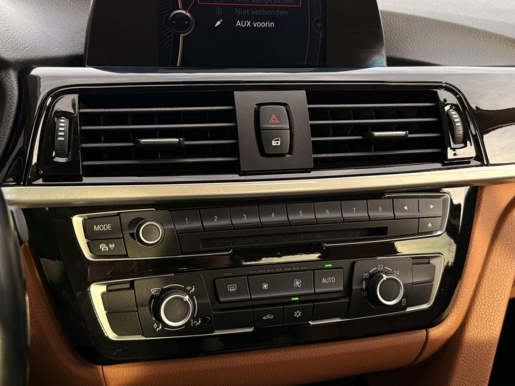 BMW 3-serie 320i high executive | harman/kardon | leder | v + a parkeersens