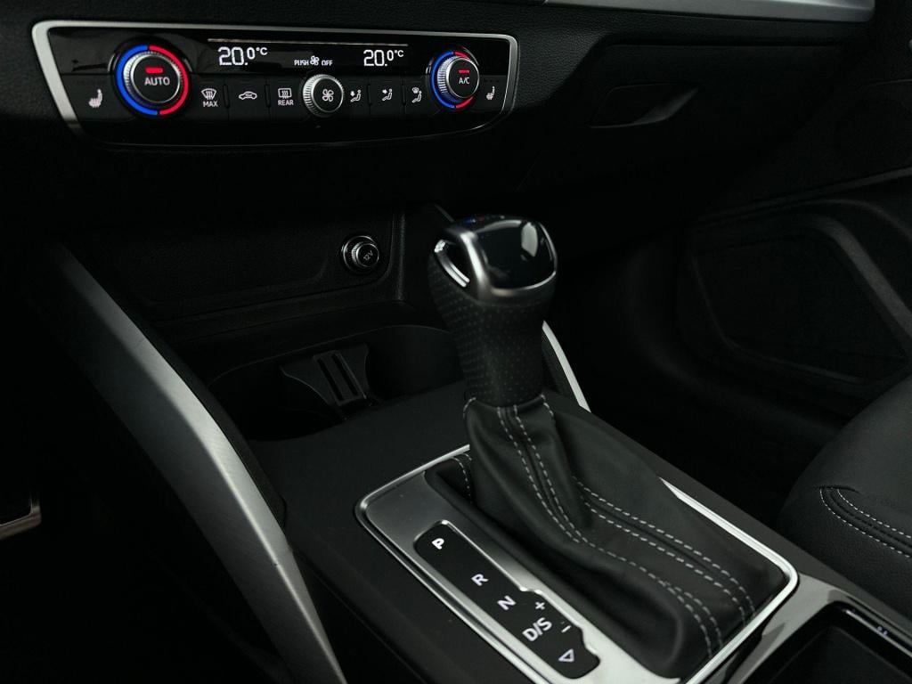 Audi Q2 s edition 35 tfsi 110 kw / 150 pk hatchback 7 vers