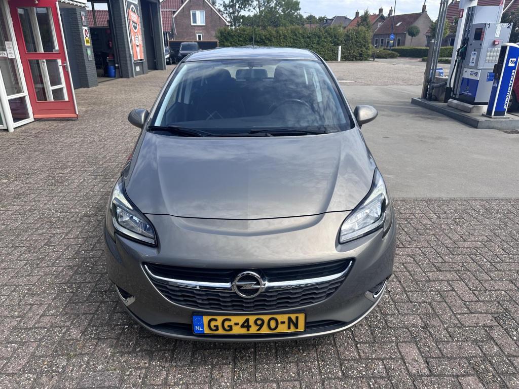 Opel Corsa 1.4 color edition
