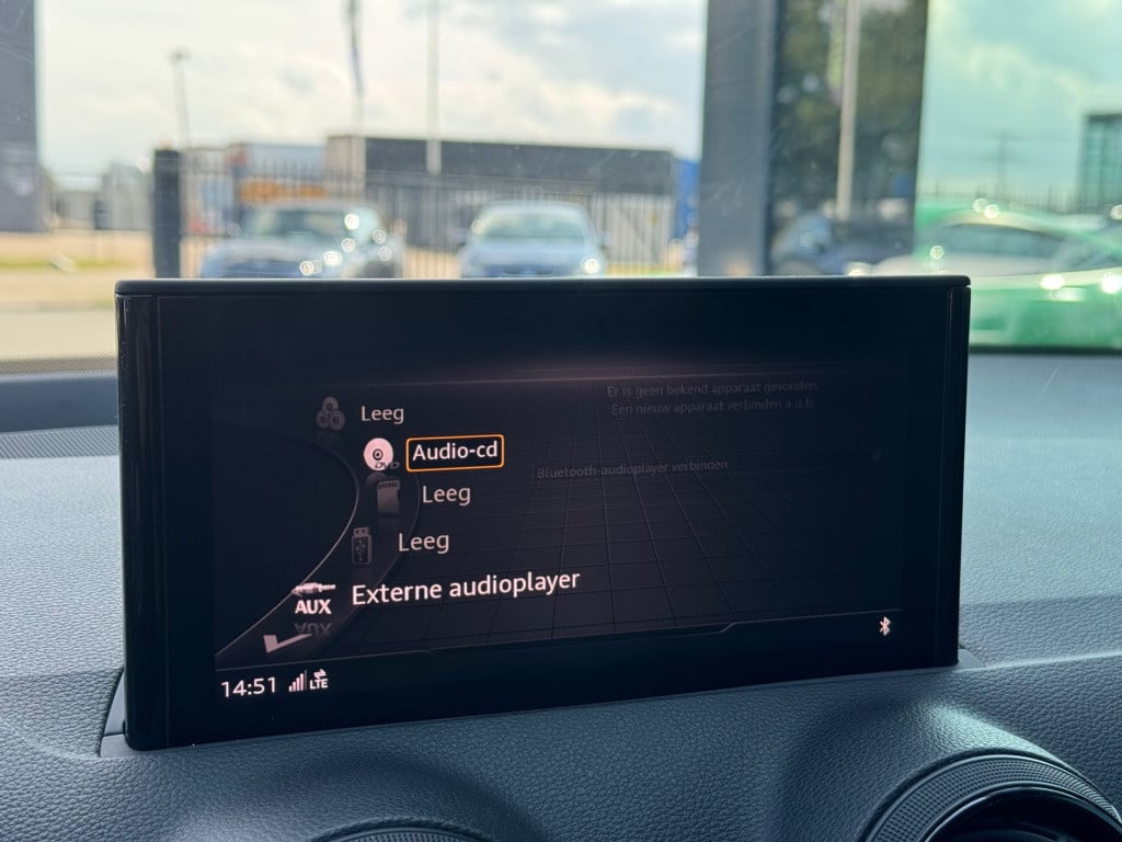 Audi Q2 30 tfsi sport * virtual cockpit * stoelverwarming * trekhaak