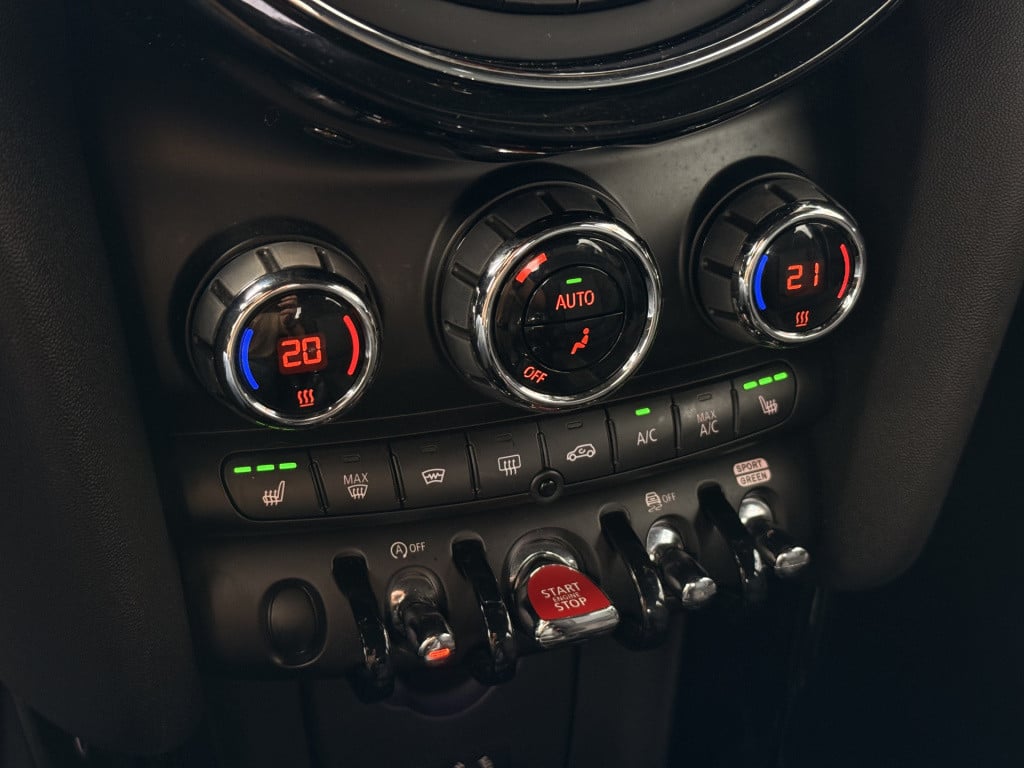 Mini Cooper mini 1.5 king’s cross | john cooper works | navi | cruise | led