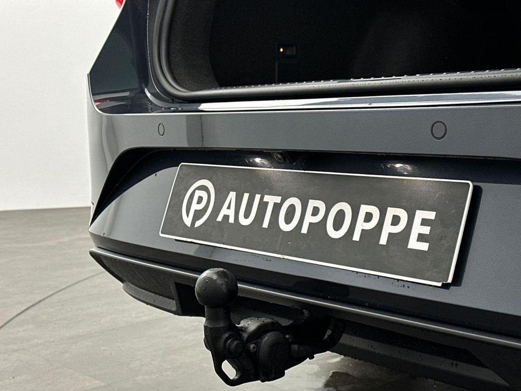 Seat Leon style business intense 1.5 tsi ehybrid 150 kw / 20