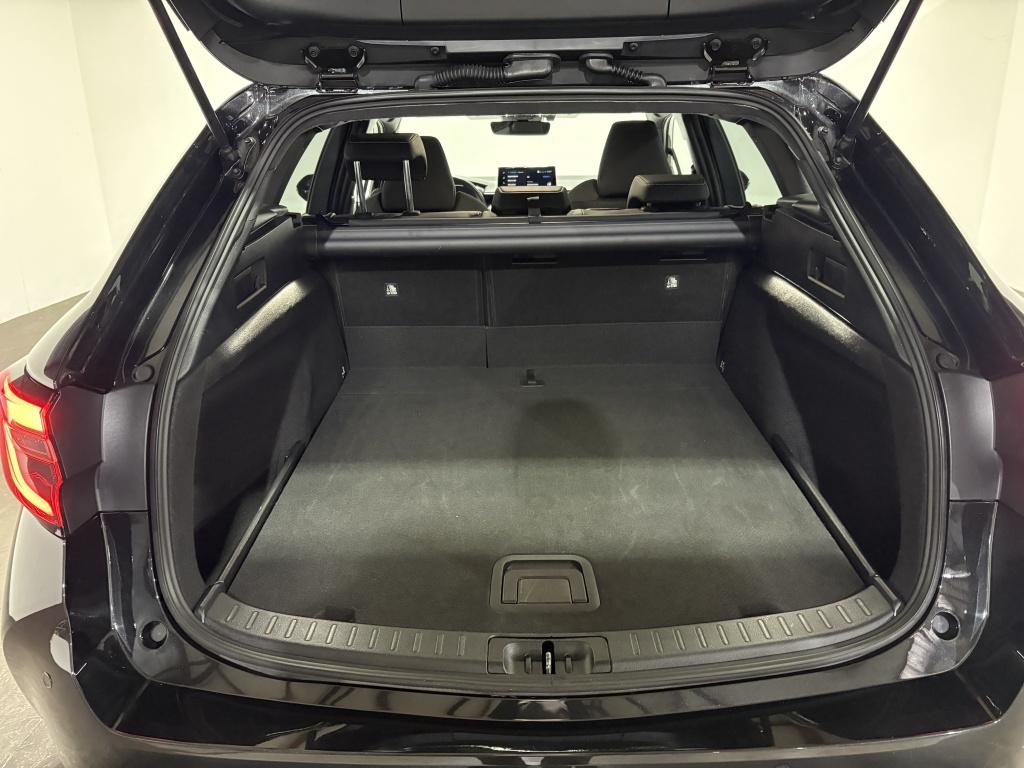 Toyota Corolla Touring Sports hybrid 140 dynamic