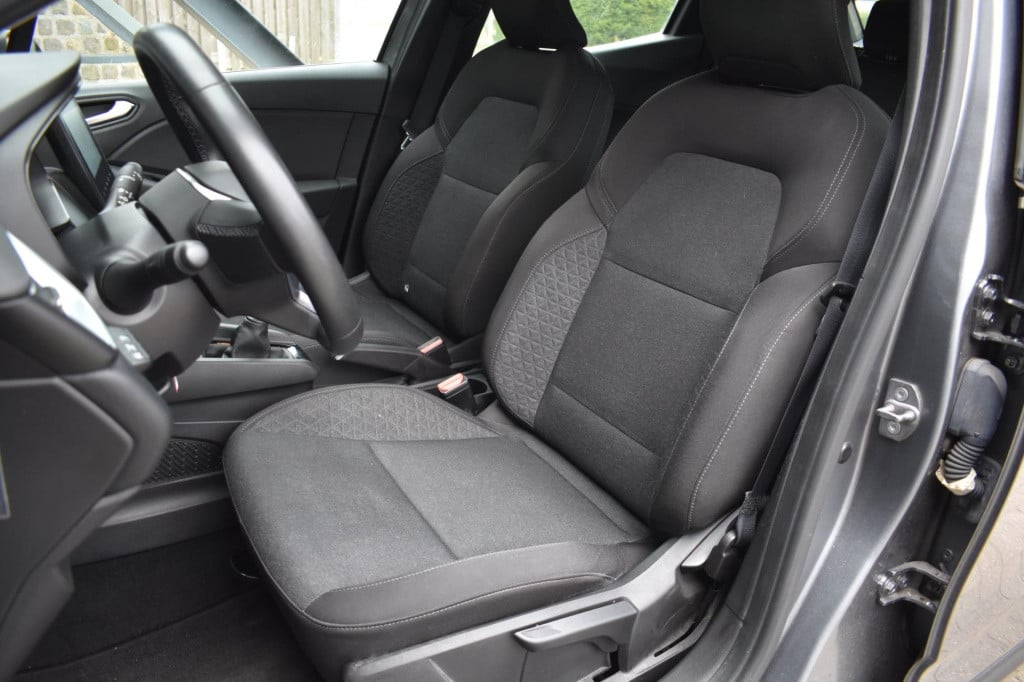Renault Clio 1.0 tce 90 parkeersensoren | apple carplay | android auto | na