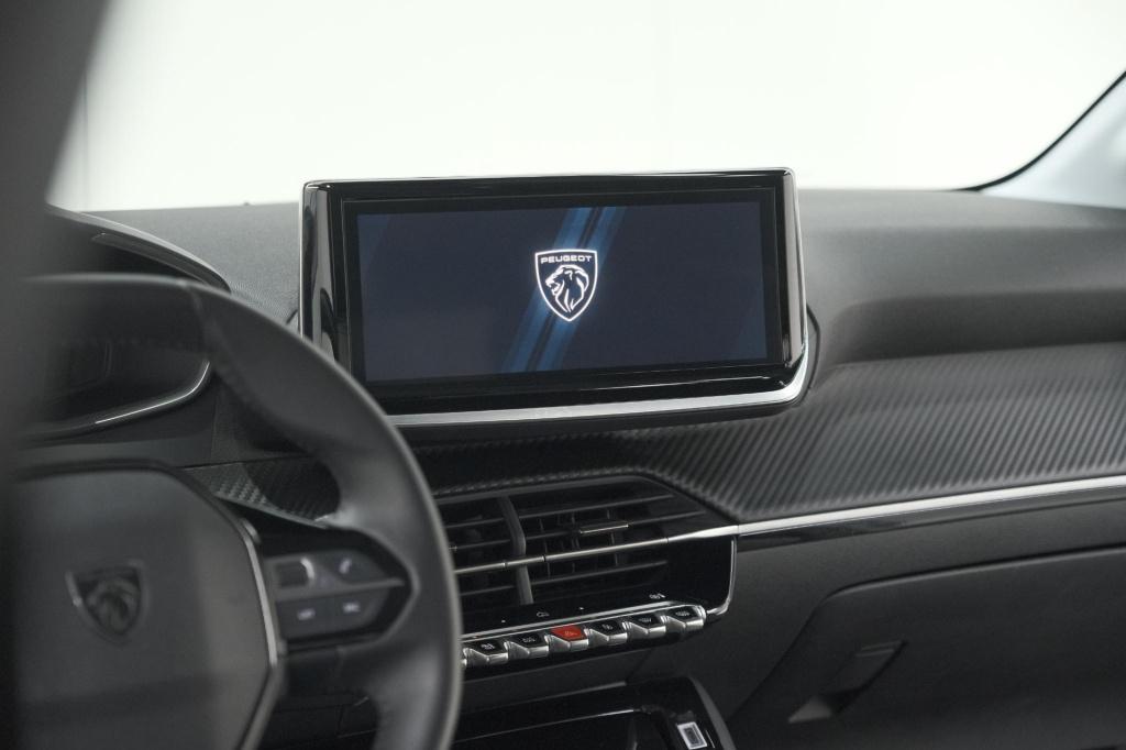 Peugeot 208 puretech 100 allure | apple carplay | parkeersensoren | climate