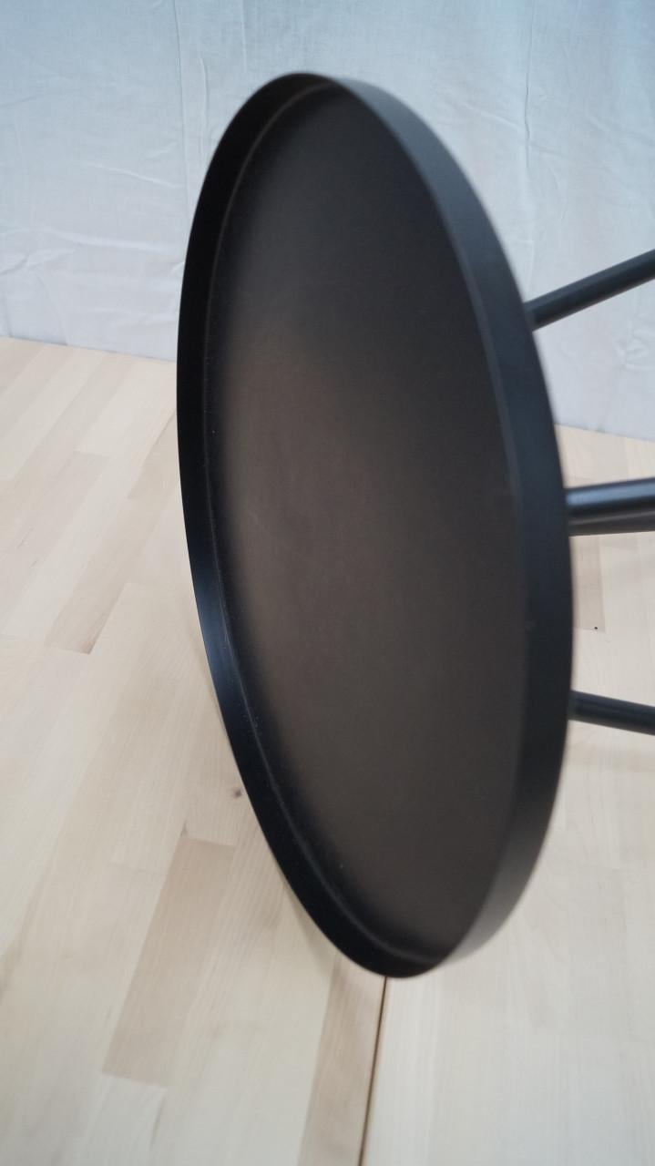 Zwart metalen bijzet / kaarsen tafeltje.