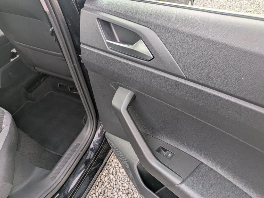 Volkswagen Polo 1.0 tsi highline | adaptieve cruise control | carplay | nav
