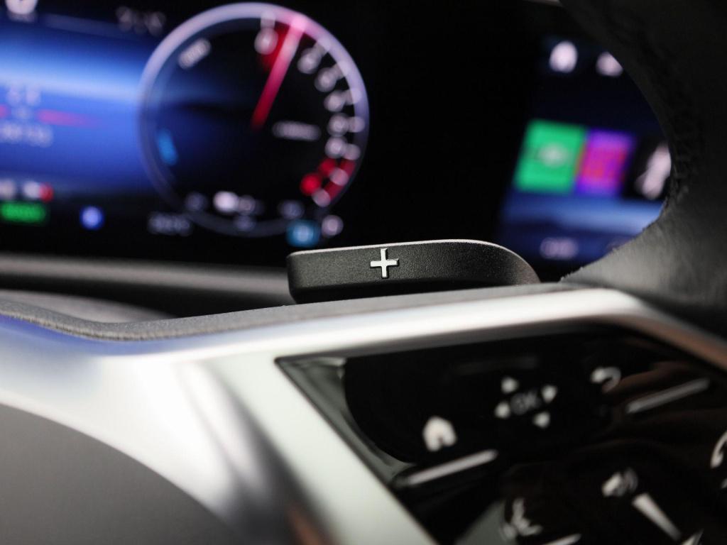 Mercedes-Benz A-Klasse 250 e luxury line | automaat | navigatie | apple car