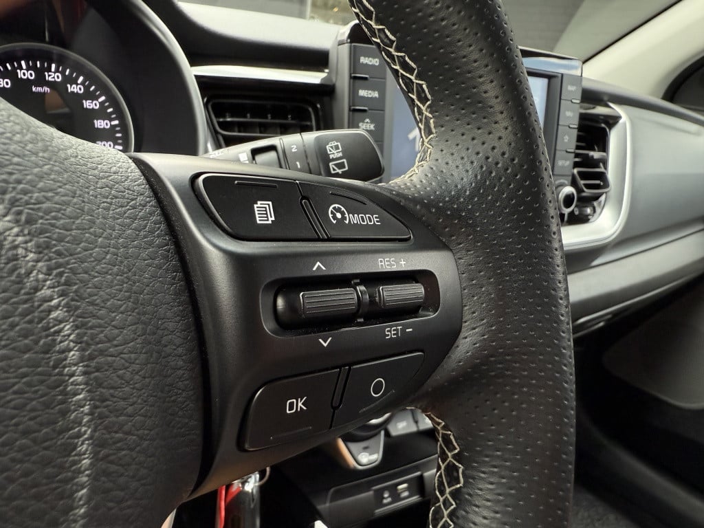 Kia Stonic 1.0 t-gdi dynamic line // automaat // 24.000km! //