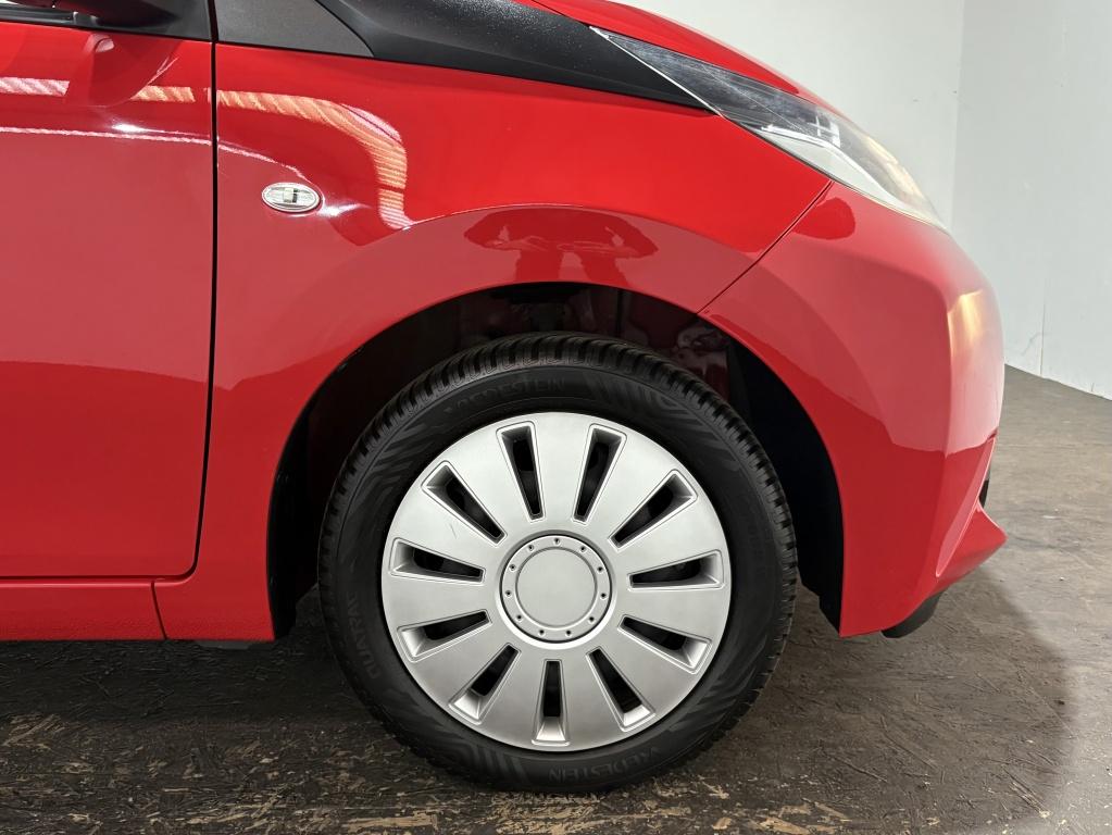 Toyota Aygo 1.0 vvt-i x-play
