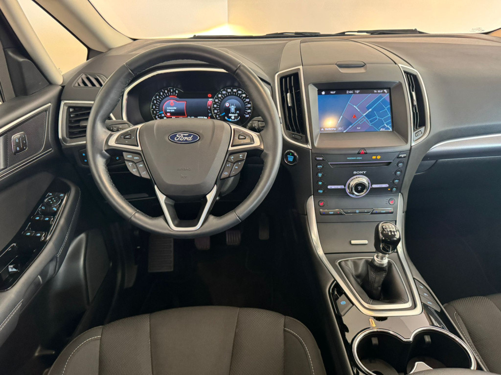 Ford S-Max 1.5 titanium