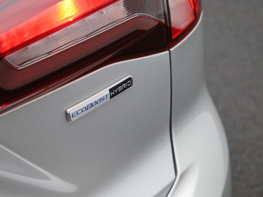 Ford Focus wagon 1.0 ecoboost hybrid connected | parkeer sensoren | navigat