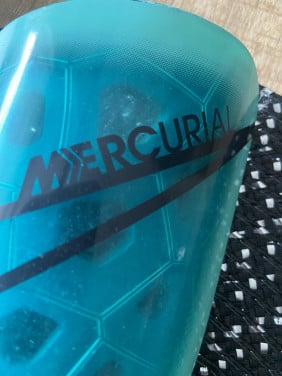 Scheenbeschermers Nike Mercurial