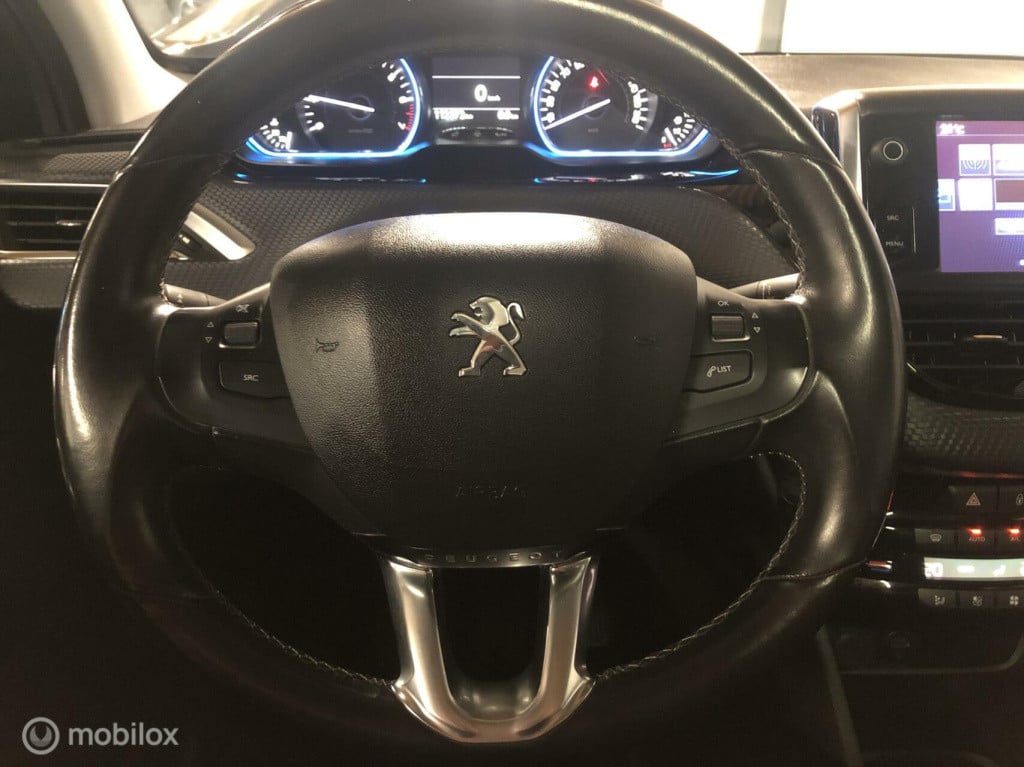 Peugeot 2008 1.2 puretech allure