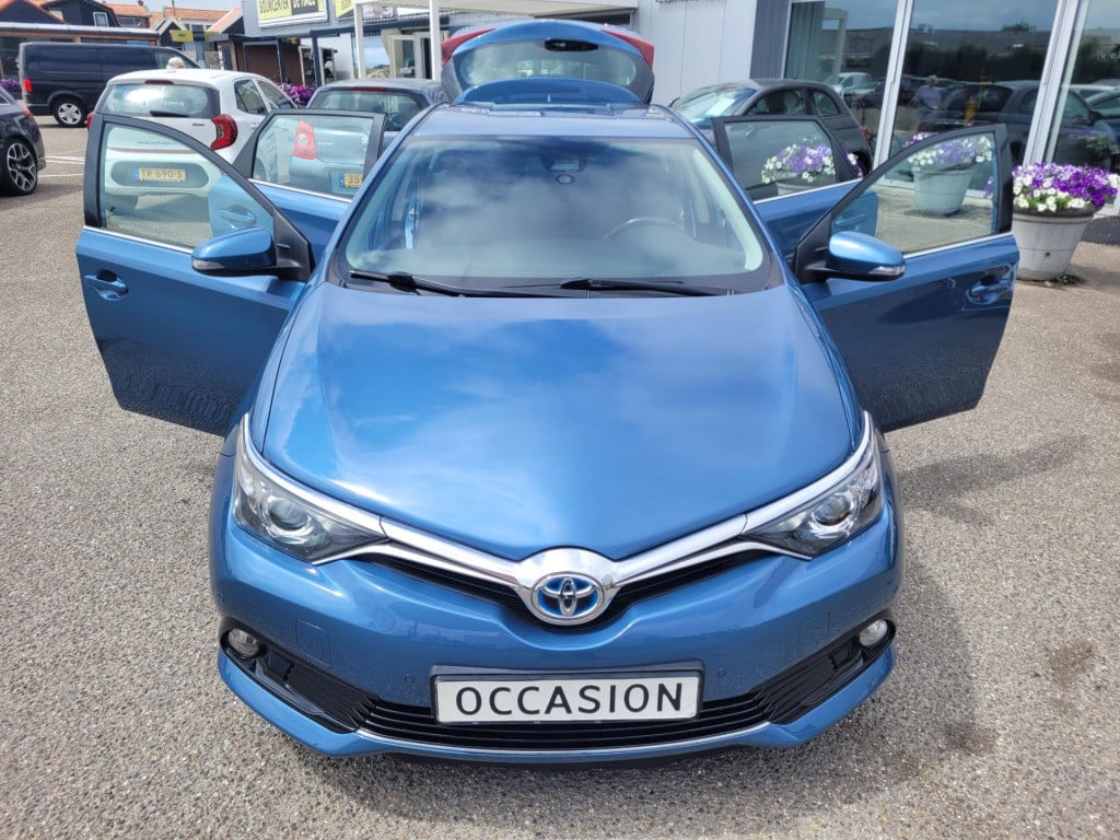 Toyota Auris 1.8 hybrid executive automaat