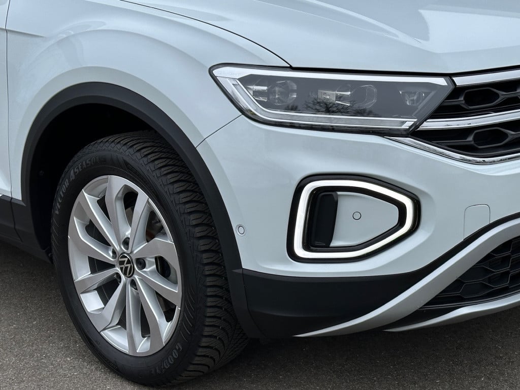 Volkswagen T-roc 1.5 tsi 150pk dsg style | trekhaak | carplay | adapt. crui