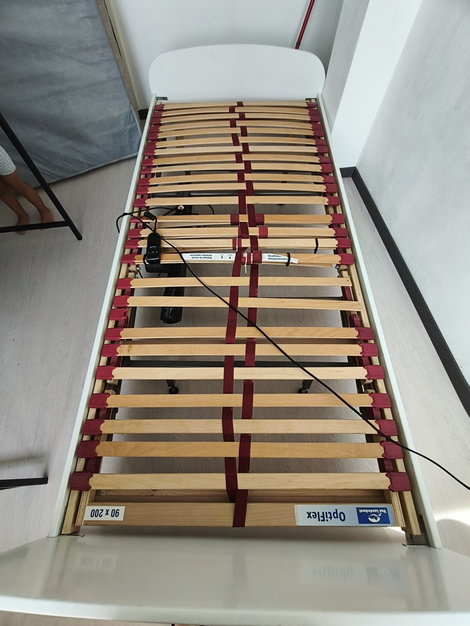 Bed 90x200