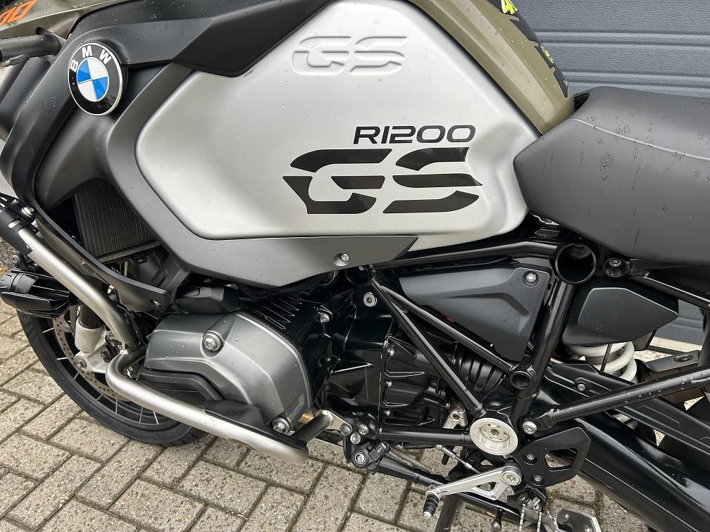Nette BMW R1200GS Adventure '14 met 121 dkm, vol opties, dealer ond. €8950