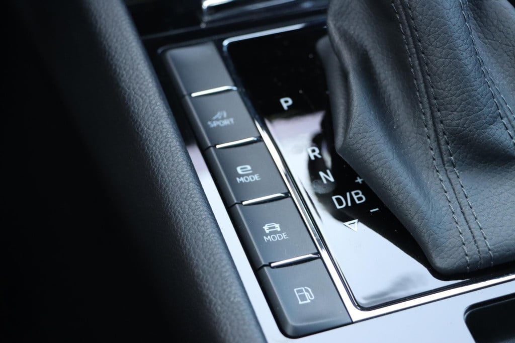 Skoda Superb 1.4 tsi iv business edition
