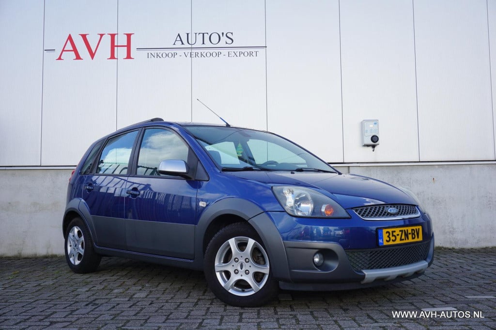 Ford Fiesta 1.4-16v crossroad