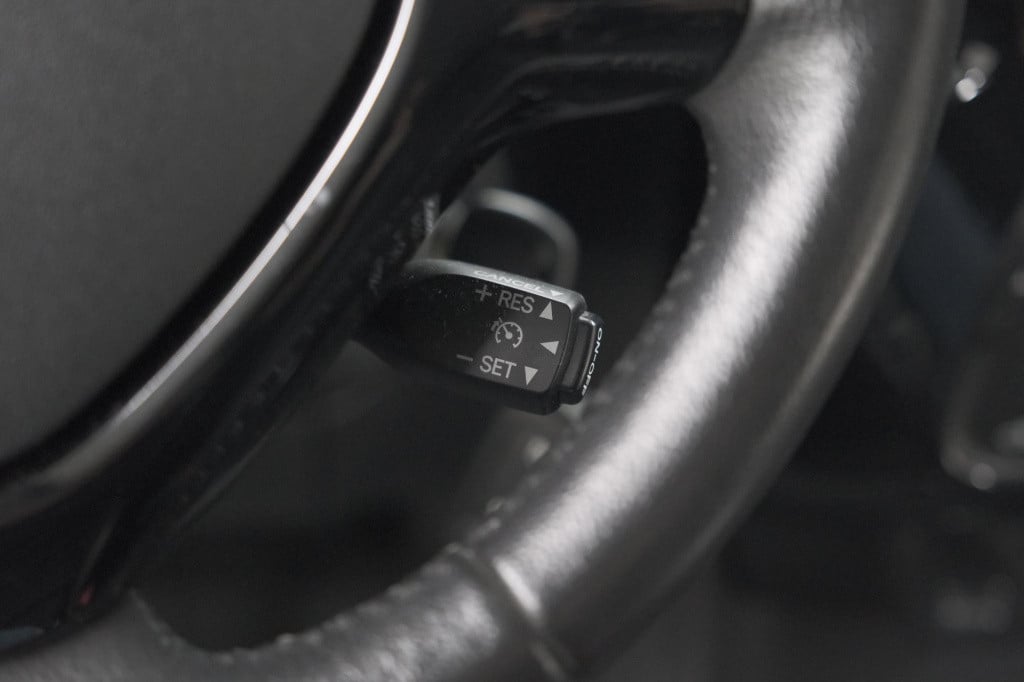 Peugeot 108 1.0 e-vti allure top! | elektrisch vouwdak | apple carplay | da