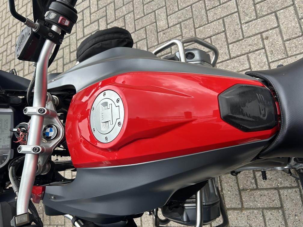 BMW R1200GS LC uit 2014 met 82 dkm, volledig aangekleed, rijklaar €8500,-