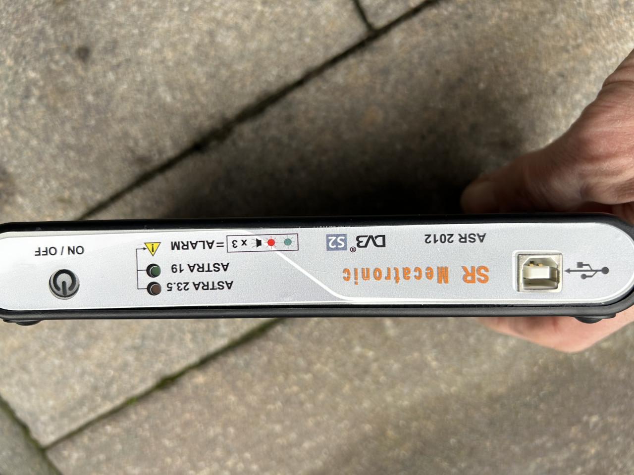 Satelliet schotel compleet