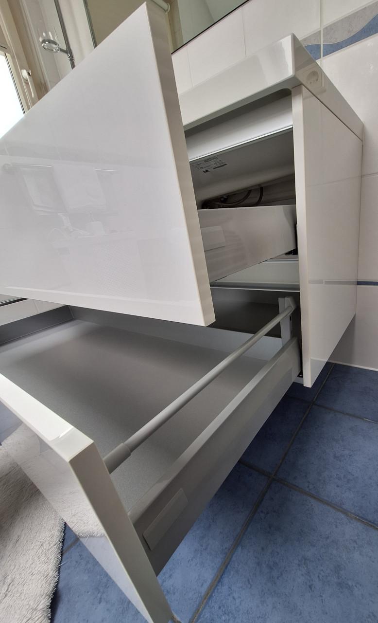 Dubbele wastafel  met lade kast te koop