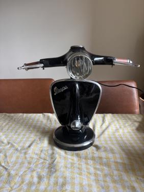Vespa Tafel lamp Industrieel