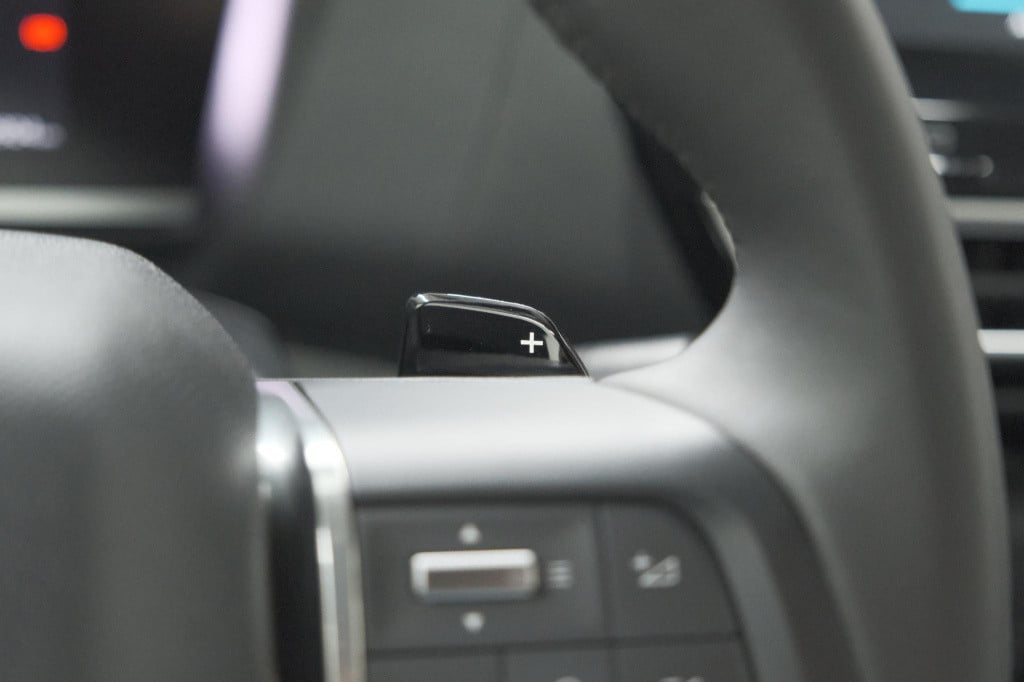 Citroen C4 puretech 130 eat8 feel edition | camera | apple carplay | parkee