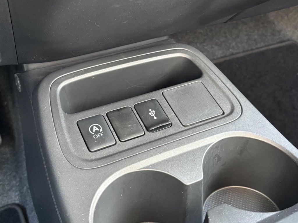 Mitsubishi Space Star 1.2 connect+ | apple carplay/android auto | aircondit