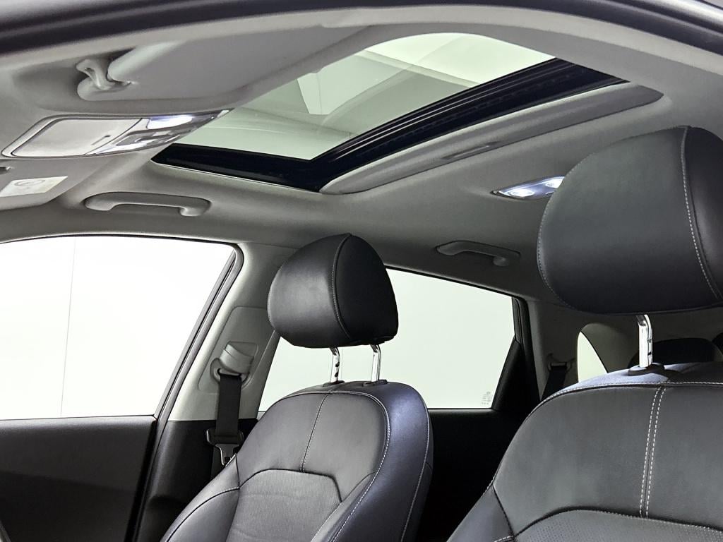 Kia Niro 1.6 gdi hybrid executiveline | trekhaak | jbl | schuifdak | stoelv