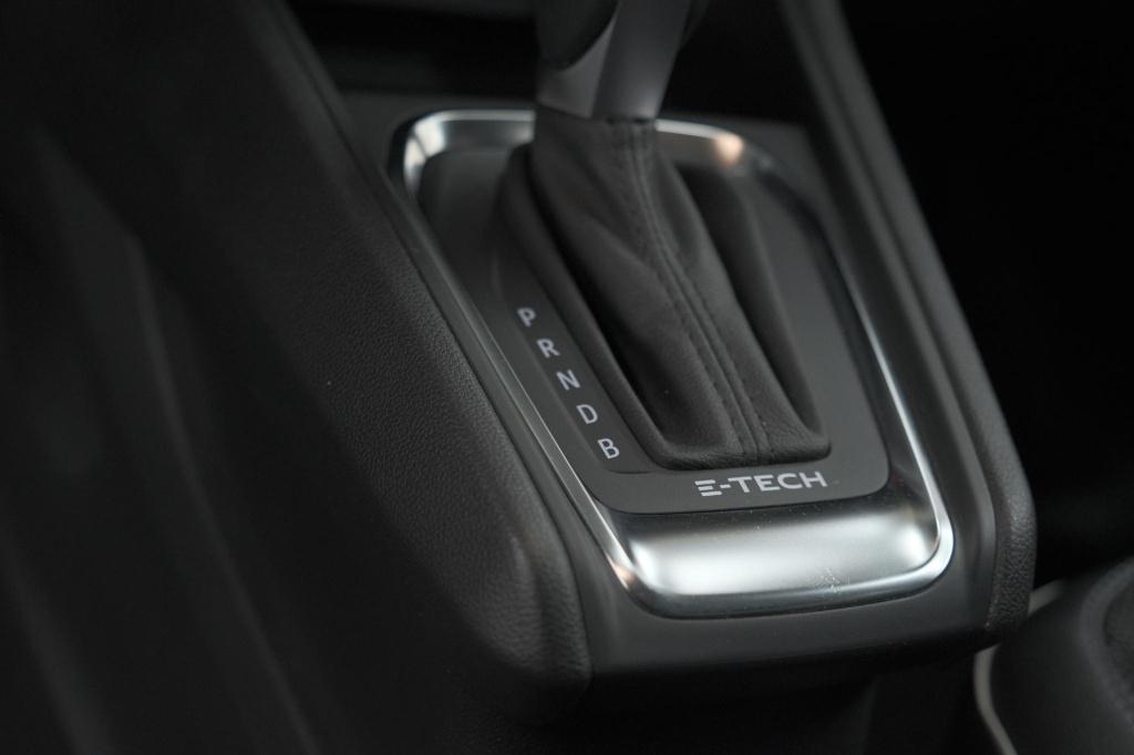 Renault Captur 1.6 e-tech full hybrid 145 techno | camera | parkeersensoren