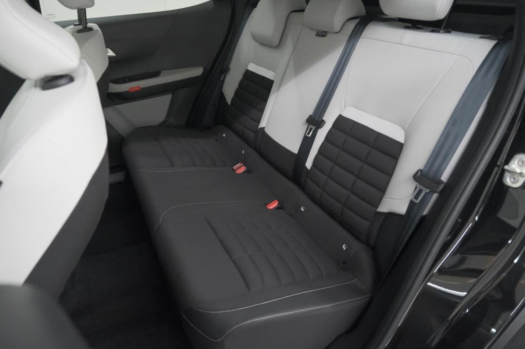 Citroen C3 Aircross 1.2 hybrid 145pk max | camera | dodehoekdetectie | navi