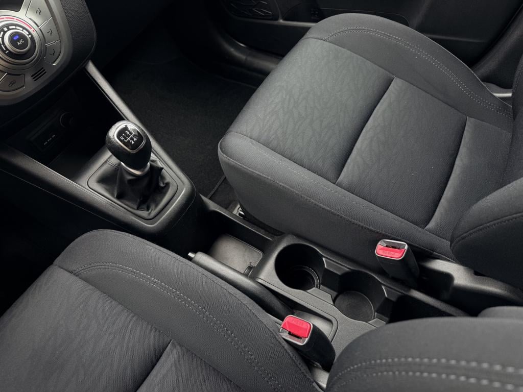 Hyundai Ix20 1.4i i-vision | radio | cruise control | airco | climate contr