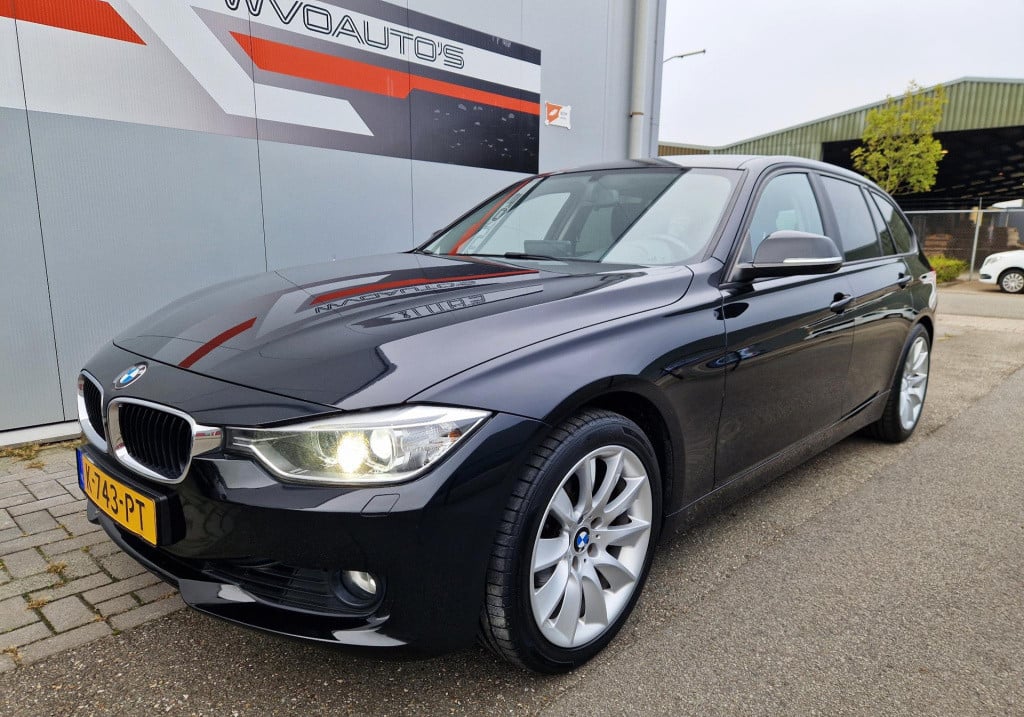 BMW 3-serie touring 320i executive