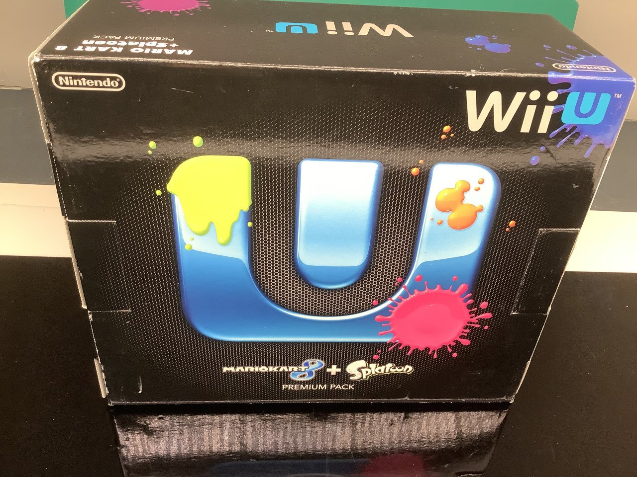 Prachtige set van de Wii U van Nintendo. Mario Kart / Splatoon+ extra
