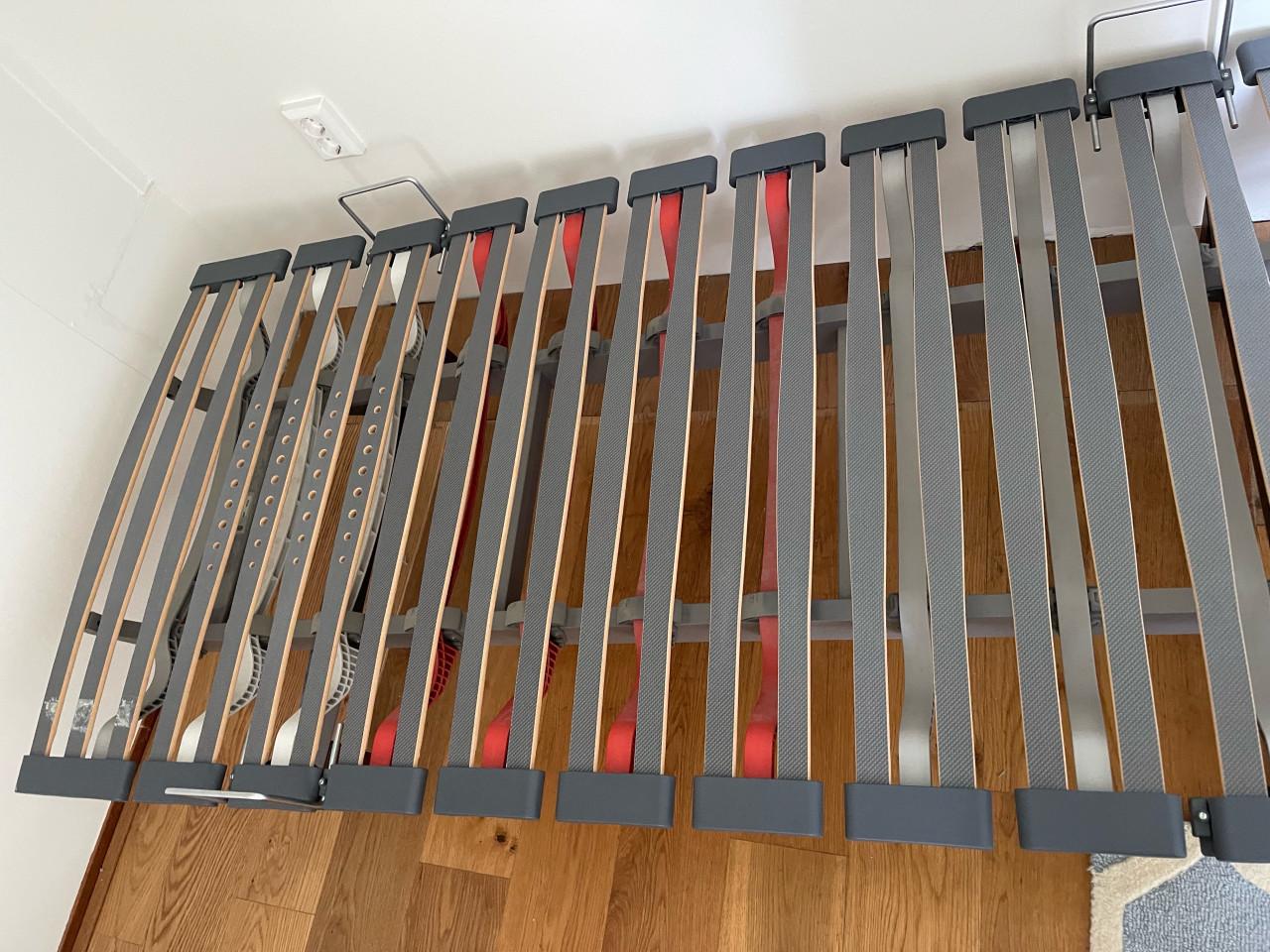 Gratis af te halen: swiss sense bedframe eenpersoons