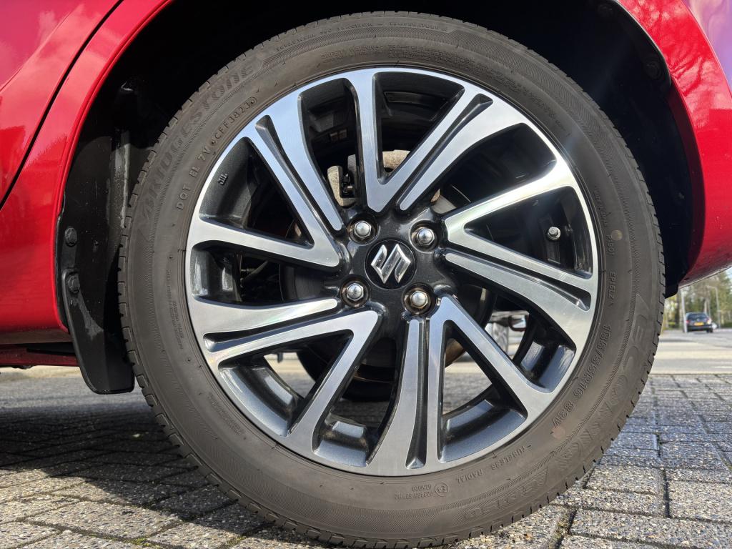 Suzuki Swift 1.2 style smart hybrid