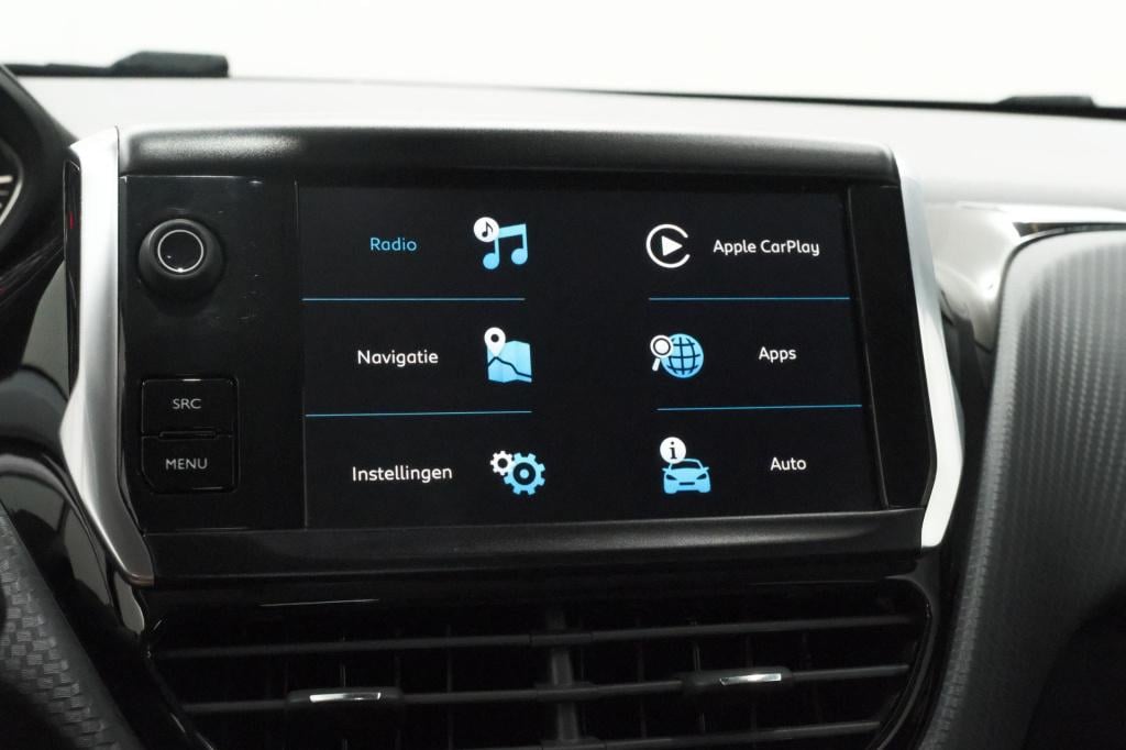 Peugeot 2008 puretech 110 eat6 allure | trekhaak | apple carplay | parkeers
