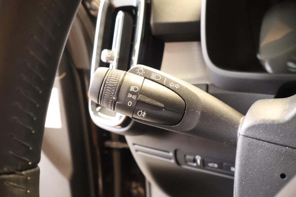Volvo XC40 1.5 t4 recharge inscription expression nl auto, trekhaak, carpla