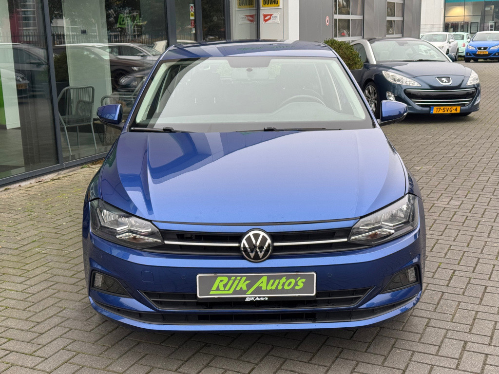 Volkswagen Polo 1.0 tsi highline * virtual cockpit * keyless * camera