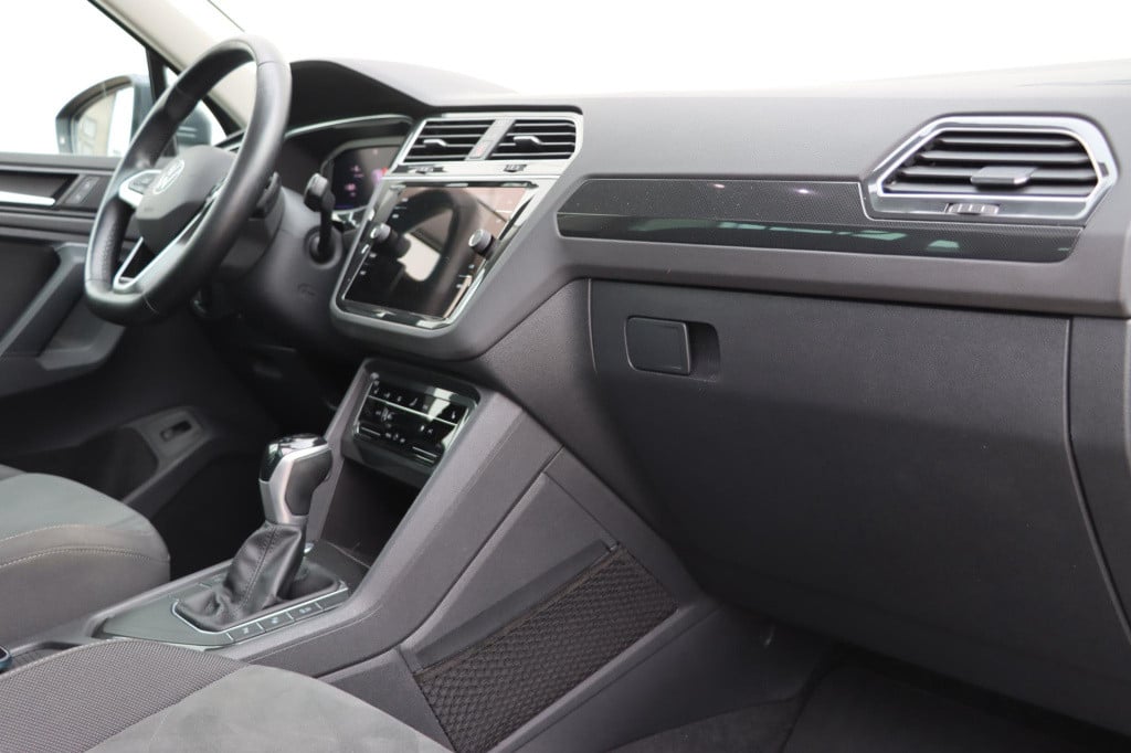 Volkswagen Tiguan 1.5 tsi elegance