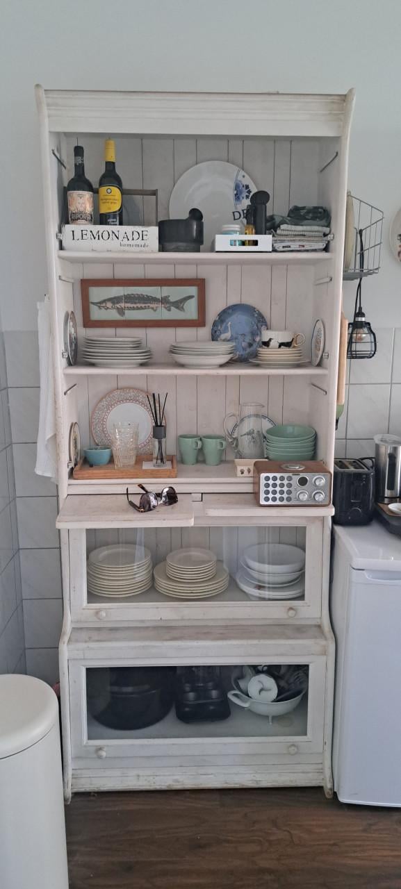 Servieskast brocante wit