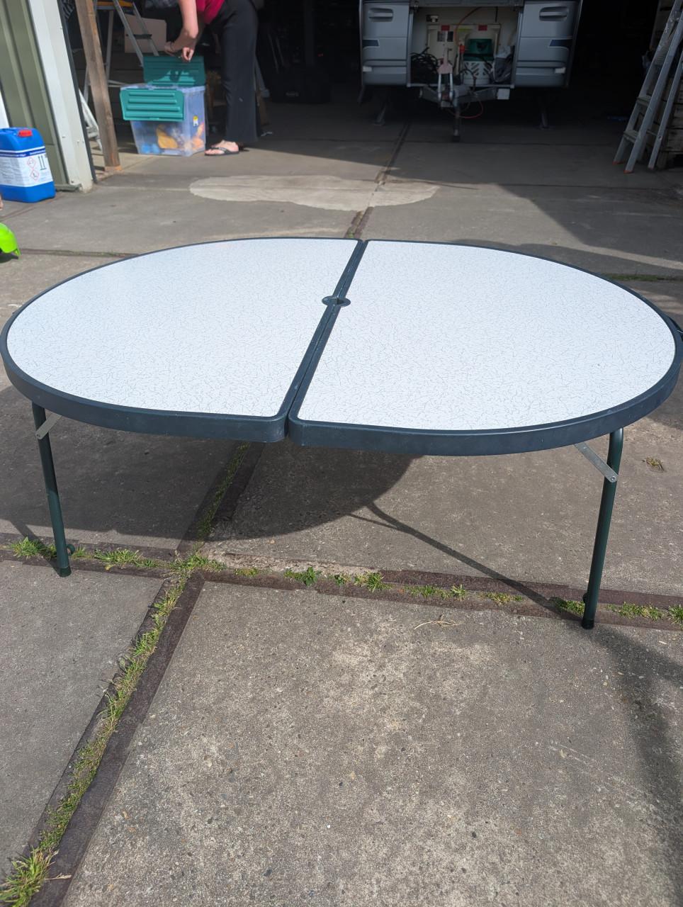 Inklapbare tuintafel
