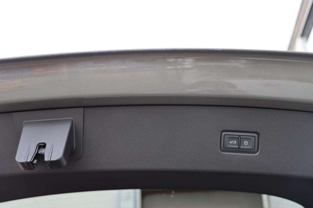 Audi Q5 sportback 50 tfsi e s edition competition 300pk s tronic | soh 90,4